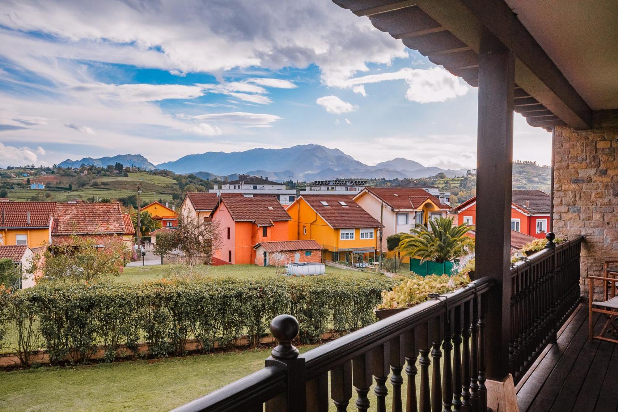 Villa Tiviti Овьедо Экстерьер фото